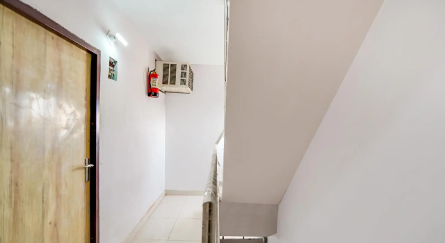 OYO 77834 Hazel Residency, Забронировать Отель Отели Нью-Дели 3 звезды, 3*
