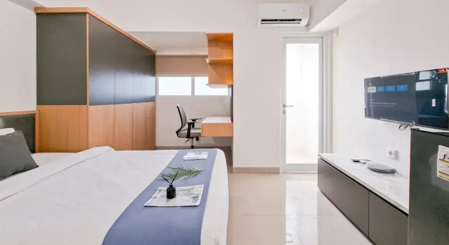 Studio Near Krl Station At Cisauk Point Apartment