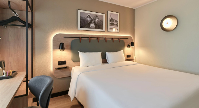 Двухместный номер Standard Campanile Paris Est - Porte de Bagnolet