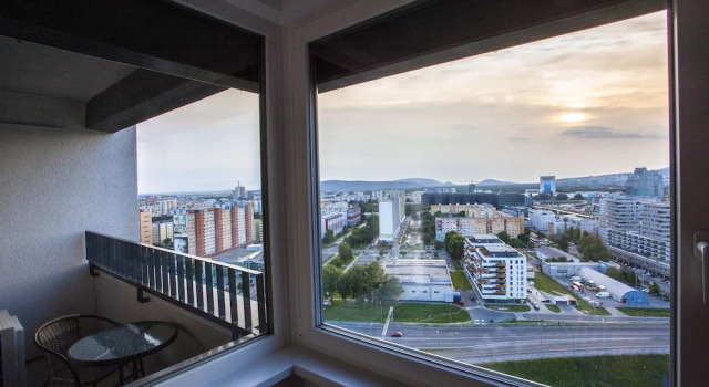Апартаменты Superior Penmoor City View