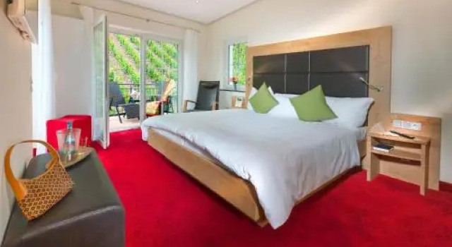 Hotel Zur Traube, Забронировать Отель Ирциг 