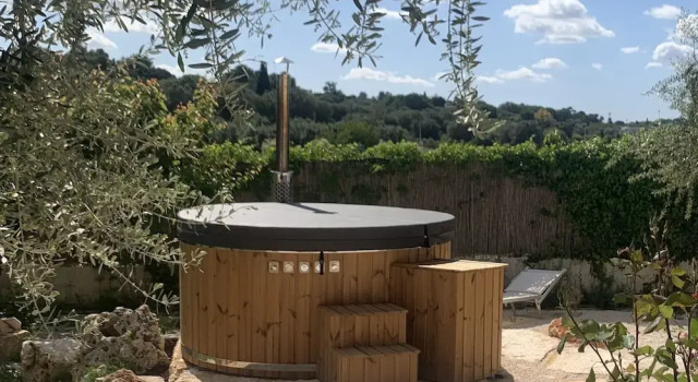 Апартаменты Comfort Dimora Il Mandorlo con jacuzzi riscaldata