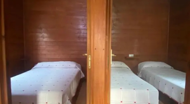Camping Playa Canelas, Забронировать Кемпинг Портоново Sanxenxo Municipality, рядом с Пляж Baltar