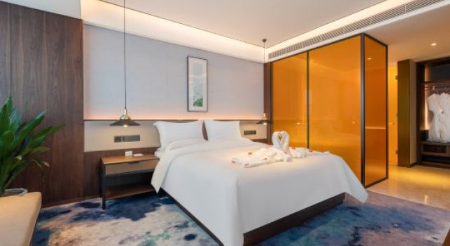 Люкс World Hotel (Linyi Pingyi )