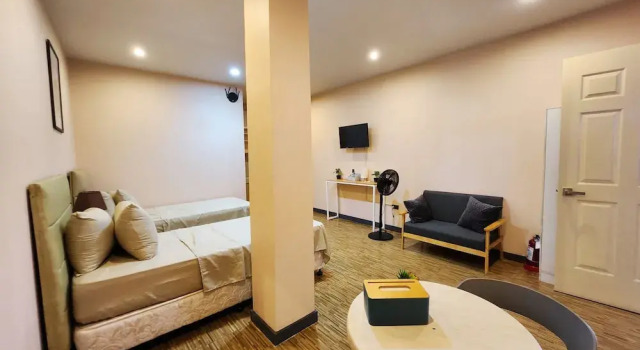 Номер Standard с балконом Freddo Studio Apartelle