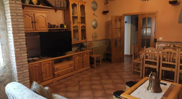 Casa Rural IRIS, Забронировать Отель Отели Ciudad Real Province с парковкой, Парковка