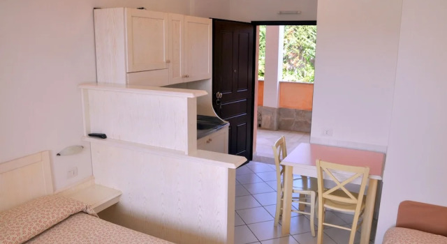 Студия Standard Palm Village