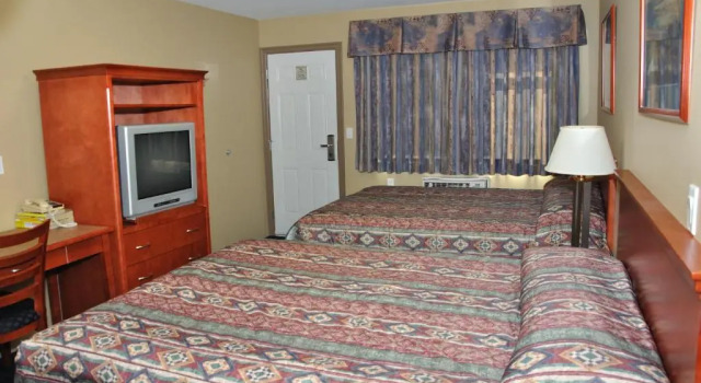 Четырёхместный номер Standard Linda Vista Motel