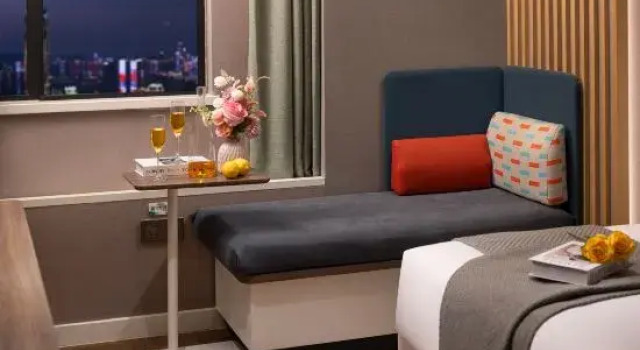 Люкс True Go Hotel