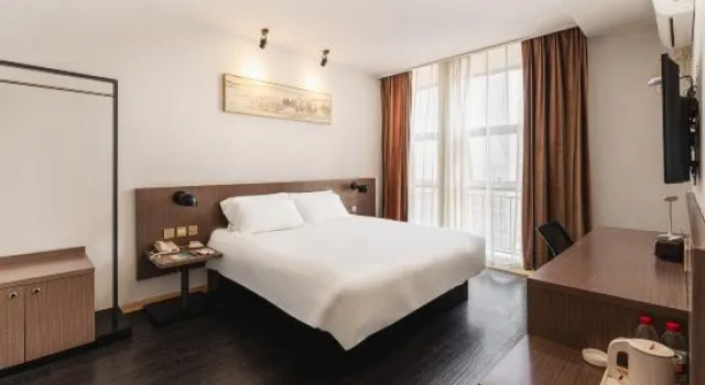 Люкс Deluxe Jinjiang Inn Style Jiaxing Tanghui Road Metro
