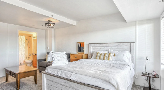Căsuță cu balcon Mid-Nest Unit 708