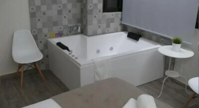 Люкс с балконом Hostal Cama del Mar