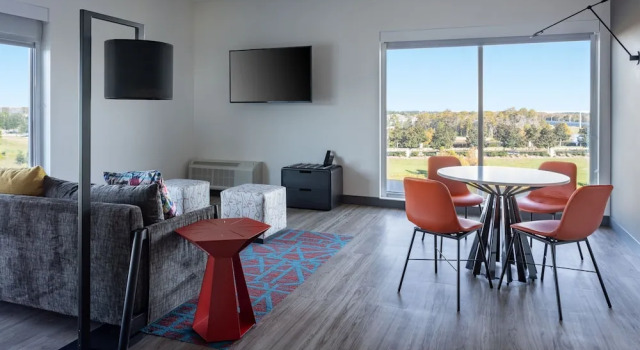 Люкс c 1 комнатой Aloft by Marriott Orlando Lake Nona