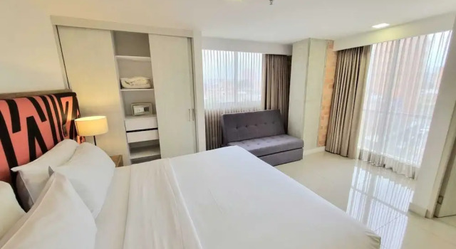 Студия Origen Local Suites