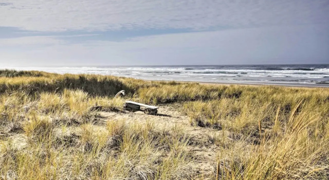 Коттедж с 3 комнатами с балконом Private Rockaway Beach Retreat: 2 Blocks to Ocean!