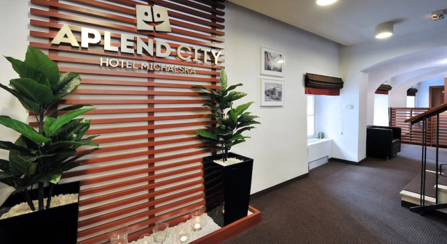 Aplend City Studio Gallery, Забронировать Отель Отели Братиславы с парковкой, рядом с Михальская башня, Парковка