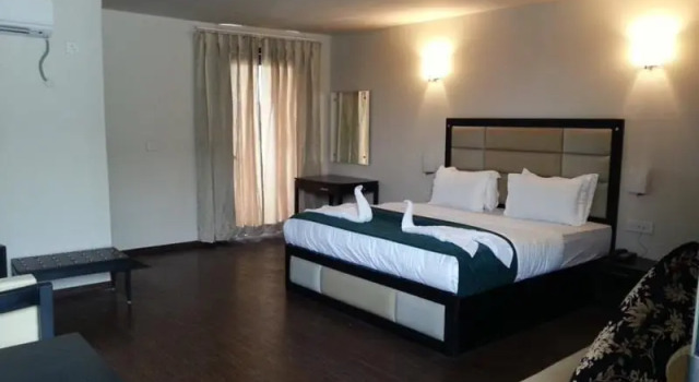 Номер Deluxe Hotel Aksa Srinagar