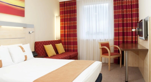Номер Standard Premier Inn München Airport Ost