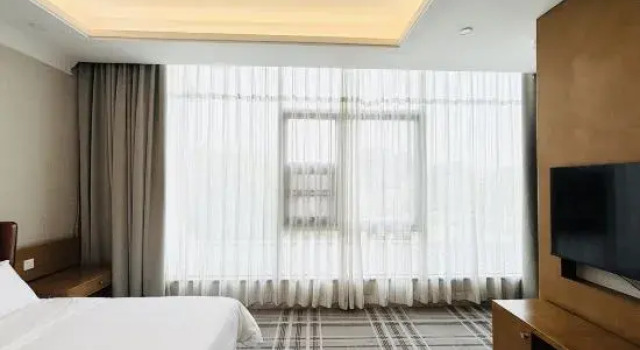 Люкс Business Jinrui Yangguang Hotel Pengzhou