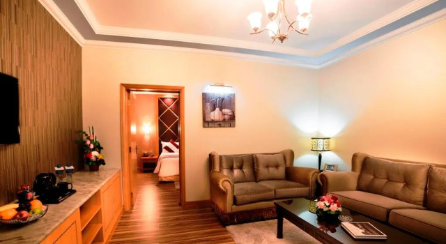 Полулюкс Swiss International Palace Hotel Manama