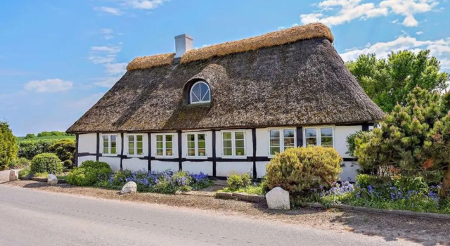 "Ajo" - 2km from the sea in Funen, Varaa Hotelli Humble Langeland