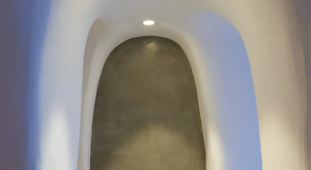 Люкс с красивым видом из окна Iriana Suites