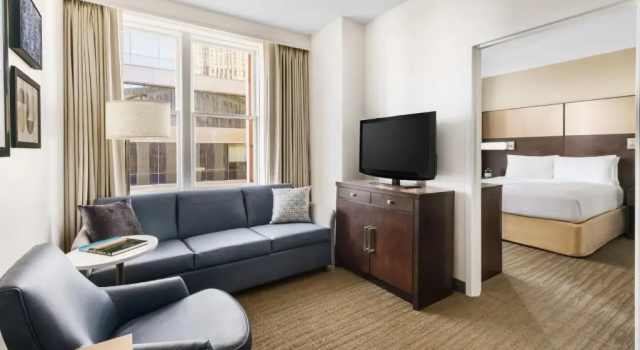 Двухместный люкс c 1 комнатой Residence Inn by Marriott Atlanta Downtown