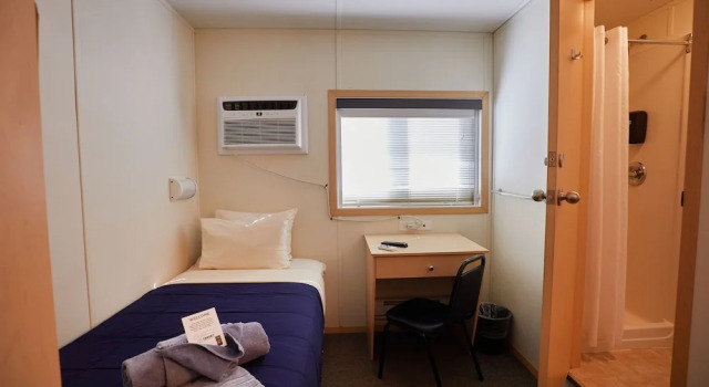 Номер Standard Target Hospitality-Midland Lodge