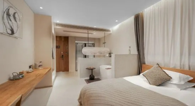 Семейный люкс Deluxe с видом на внутренний двор Jiuhua Mountain Youjian ∙ Furongli Homestay
