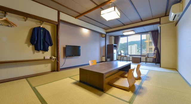 Семейный номер Standard Ooedo Onsen Monogatari Premium Atami