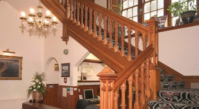 Lochardil House Hotel