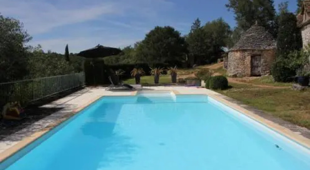 Chambre d'Hotes C de C, Book Hotel Sauliac-sur-Cele Lot