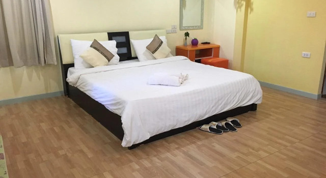 Charming Home Resort ชาร์มมิ่งโฮมรีสอร์ท สวนผึ้ง, Varaa Lomakeskus Hotellit Ratchaburi aamiaisella, Aamiainen