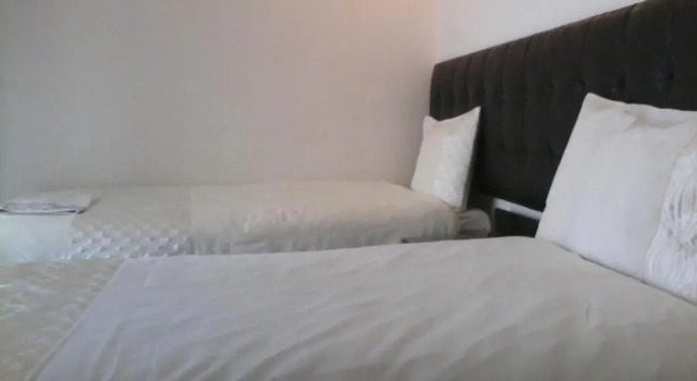 Апартаменты The Place Apartments
