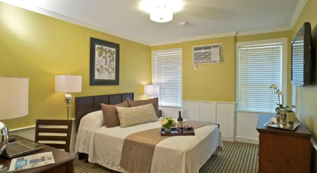 Двухместный номер Standard Concords Colonial Inn