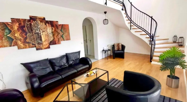 Апартаменты Vienna Roof Top Apartment with Terrace, Parking and AC