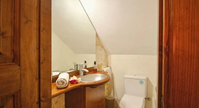 Коттедж Poolside Garden Retreat in Búger