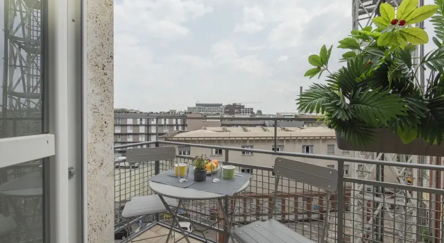 Spinoza - Modern 1 br With Balcony Steps From Piola, Book Apartment Milan Lombardy