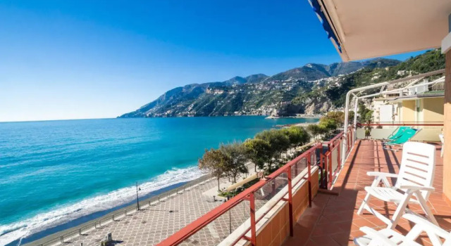 Апартаменты с 3 комнатами с видом на море Casa Vacanze Maiori