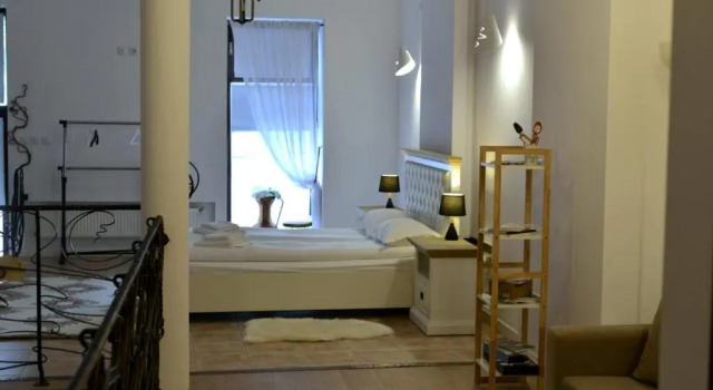 Apartament Central, Rezerwuj Apartament Hotele w Carpathians - Romania z parkingiem, Parking