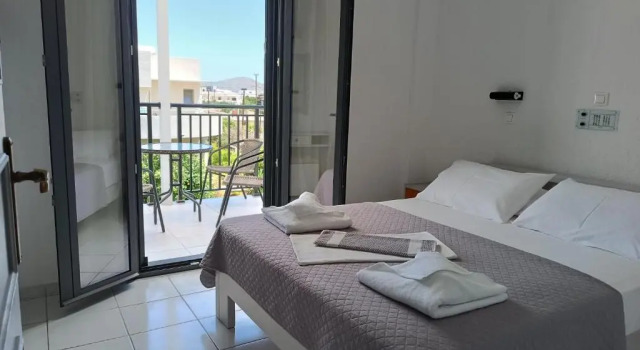 Апартаменты Emilia Apartments