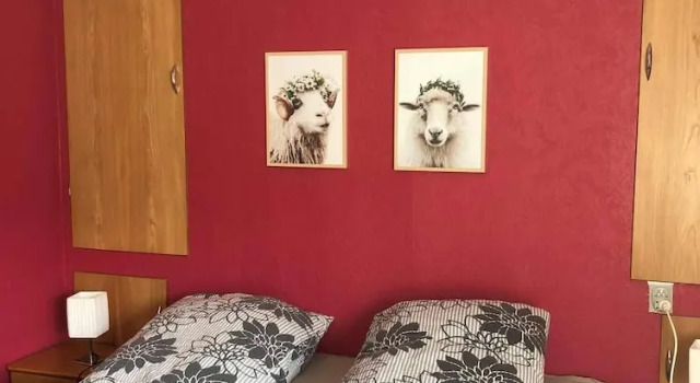 Guesthouse Hugo, Book Pension Sorvagur Færøerne