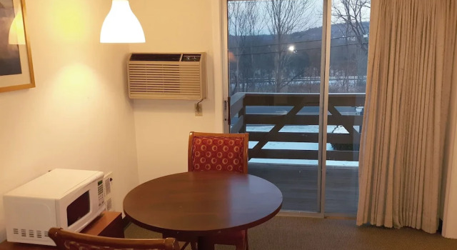 Номер Standard Iron Horse Inn