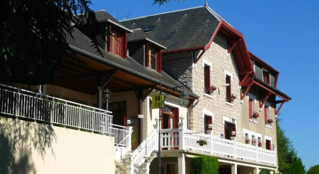 Номер Standard Hôtel Spa & Restaurant Ô Pervenches
