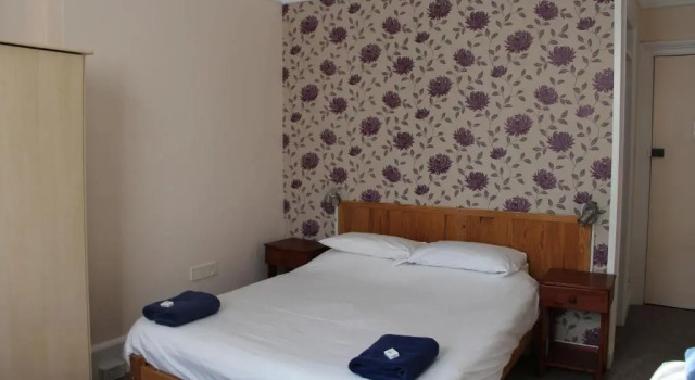 Dolphins Hotel