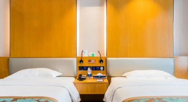 Ding Sheng Yun Tian Hotel, Boek Hotel Hotels in Guangdong met parkeren, Parkeren