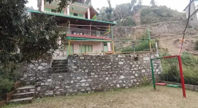 Luxsugero Moonlight, Rezervovat Hotel Nainital Uttarakhand