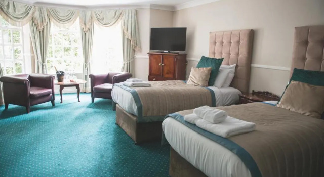 Семейный номер Standard Mere Court Hotel