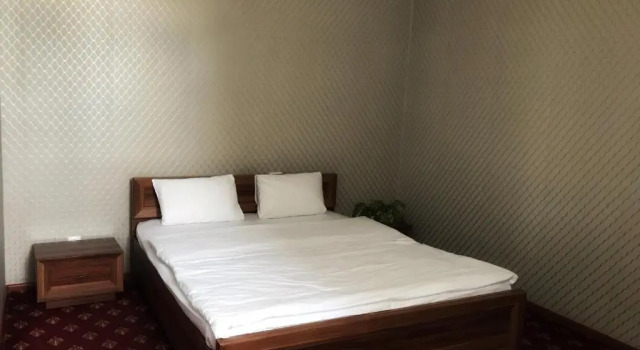 Park House Taldykorgan, Book Hostel Hotels in Almaty Region with a Pool, Swimming Pool