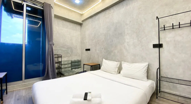 Студия Fully Furnished And Homey Studio Grand Kamala Lagoon Apartment